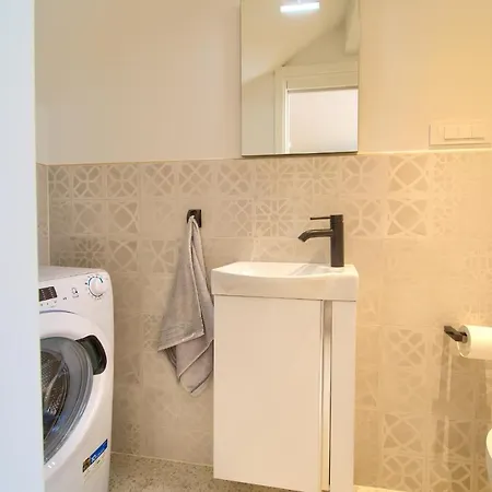 Apartment Placa Njivice