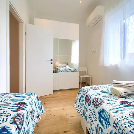 Apartament Placa *